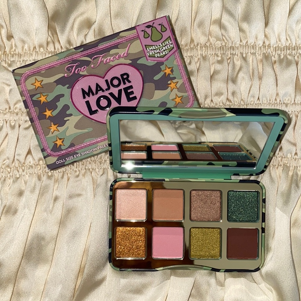 TOO FACED MAJOR LOVE EYESHADOW PALLET⭐️💓